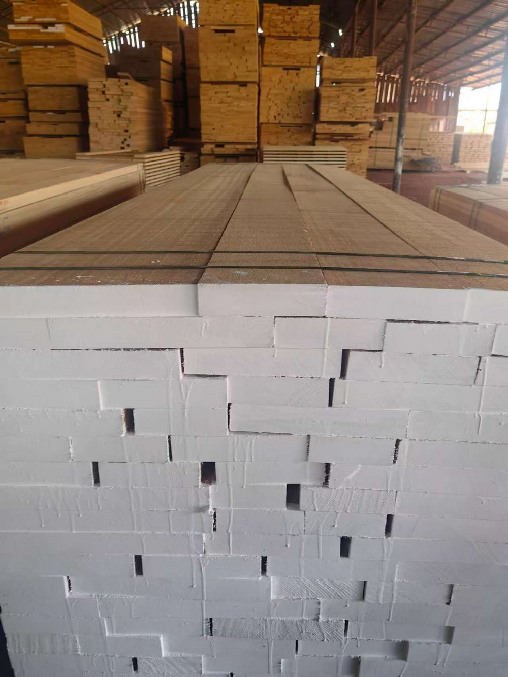 ایوس لومبرز